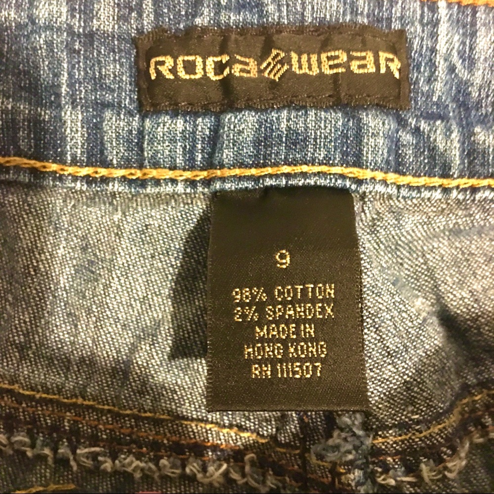 Stylish ROCA WEAR JEANS - Picture 6 of 7